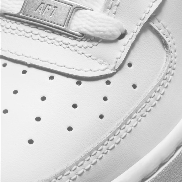 NIKE AIR FORCE 1 (GS) WHITE SZ 6Y/W7.5 314192-117 - Picture 9 of 10